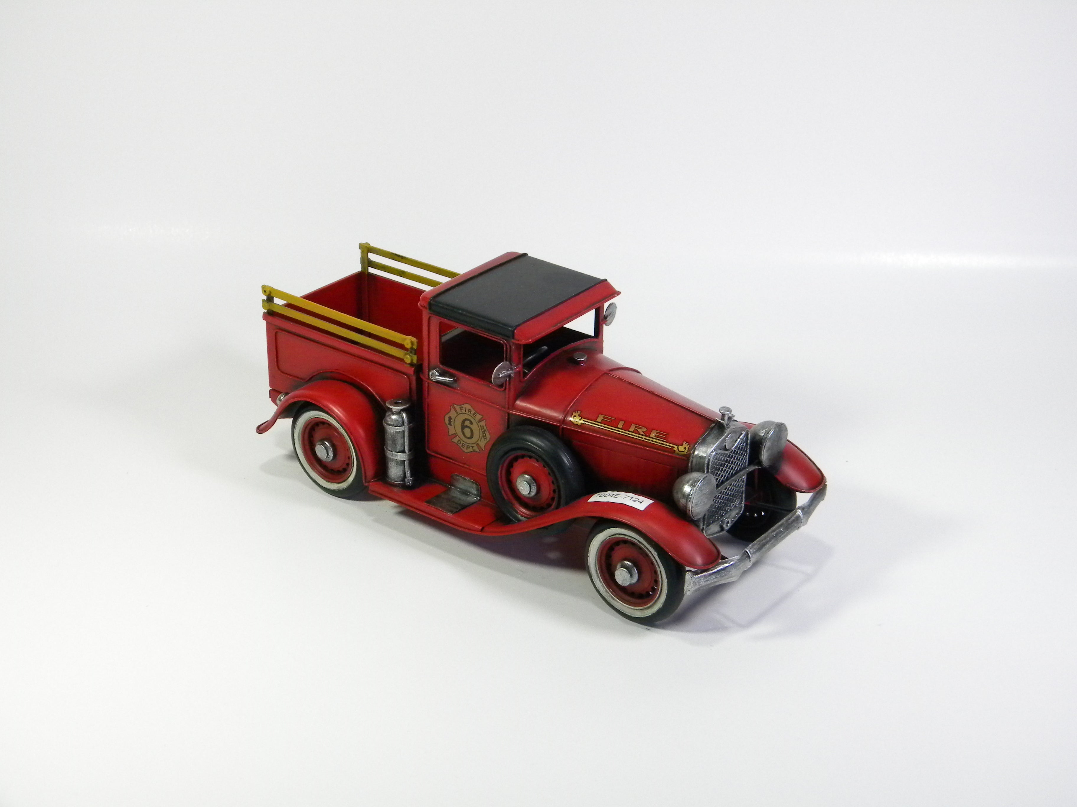 Vintage Red Pickup Truck – Handcrafted Metal Model