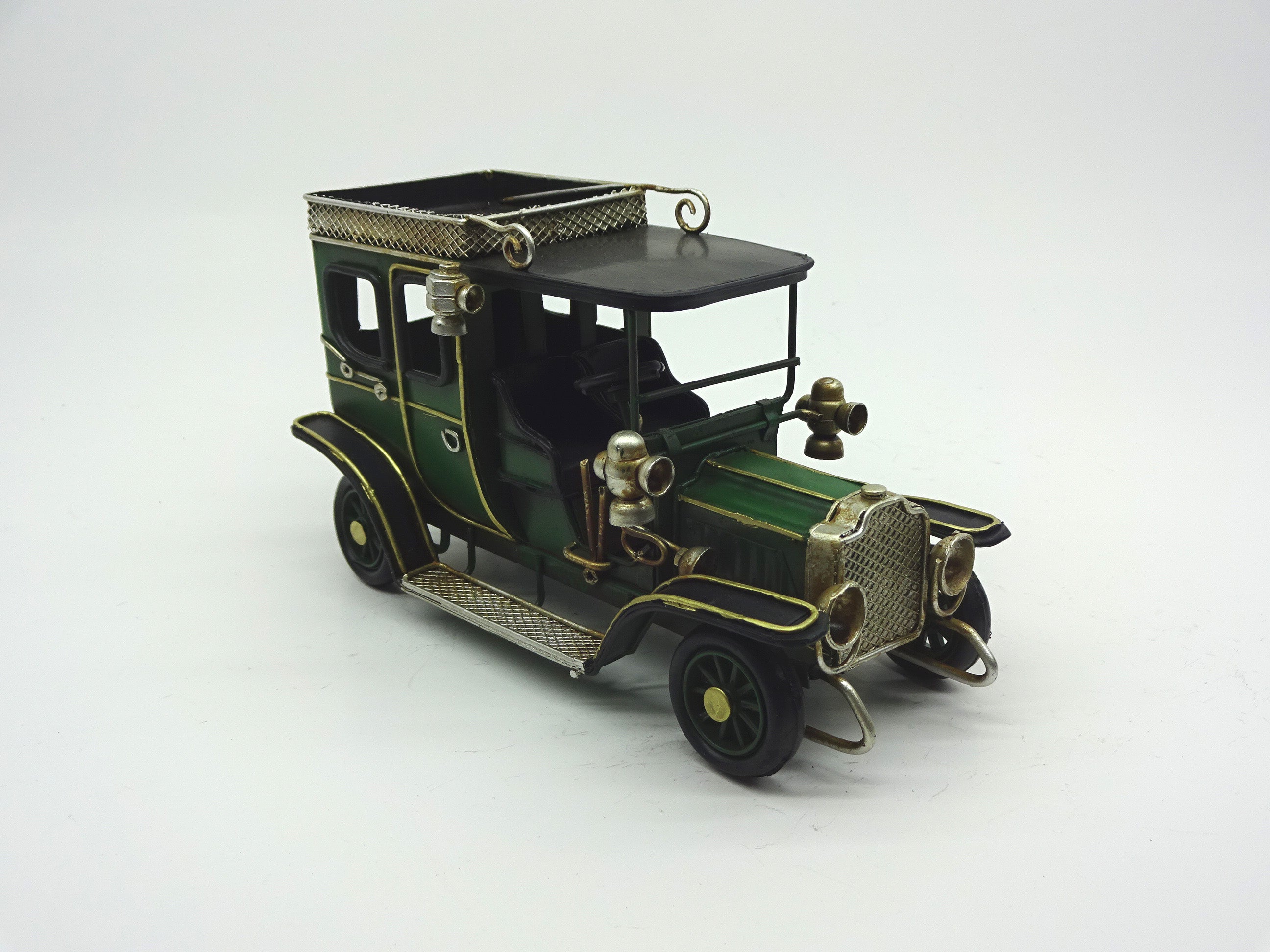 Vintage Town Car Red & Green